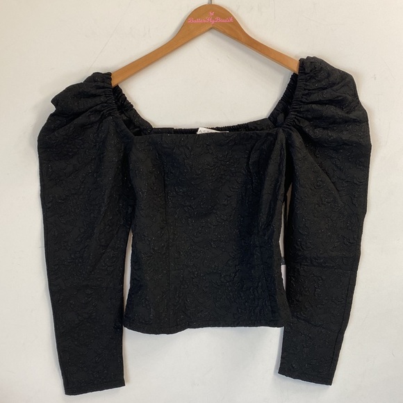 (B29) ASTR the Label Remi Puff Sleeve Black Floral Sparkle Top, Size M, NWT - Picture 8 of 16